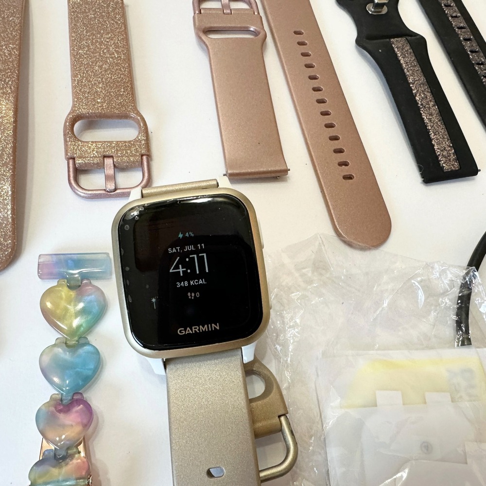 Garmin Venu SQ Smart Watch Fitness Tracker Rose Gold with Interchangeable Bands - Picture 3 of 7